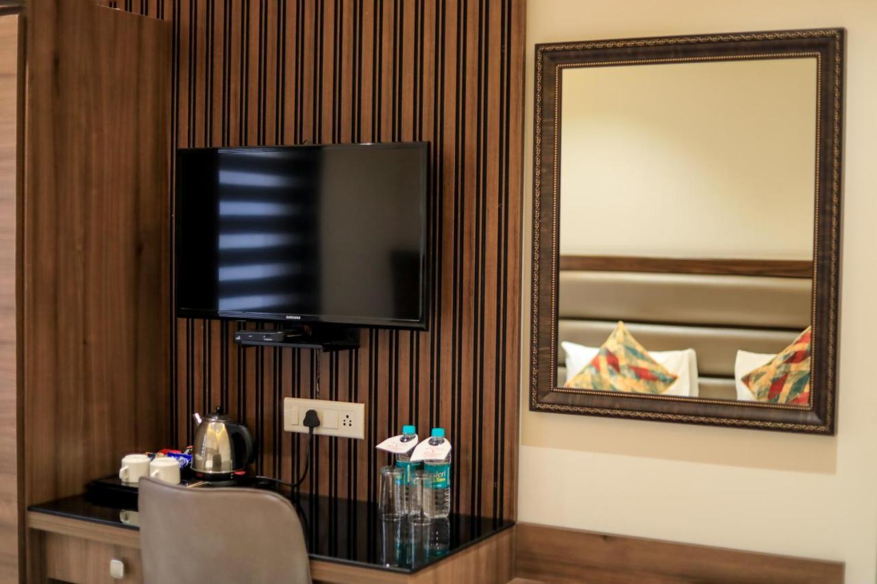 วาชิชธ์ เกสท์เฮาส์ Hotel ริชิเคช ภายนอก รูปภาพ